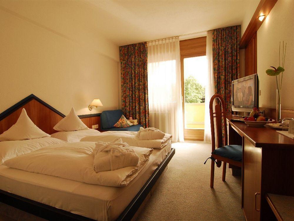 Hotel Loewenhof Μπρεσανόνε Εξωτερικό φωτογραφία