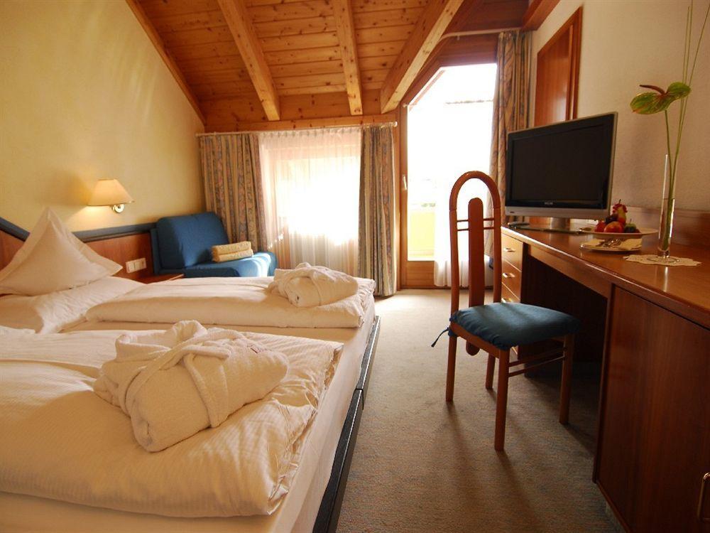 Hotel Loewenhof Μπρεσανόνε Εξωτερικό φωτογραφία