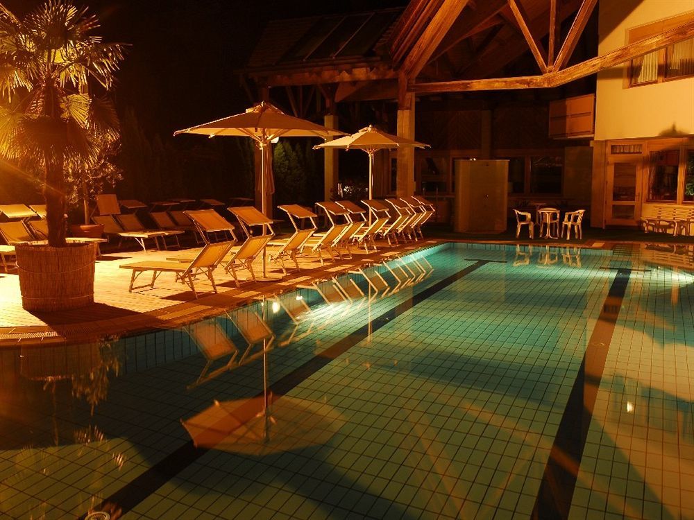 Hotel Loewenhof Μπρεσανόνε Εξωτερικό φωτογραφία