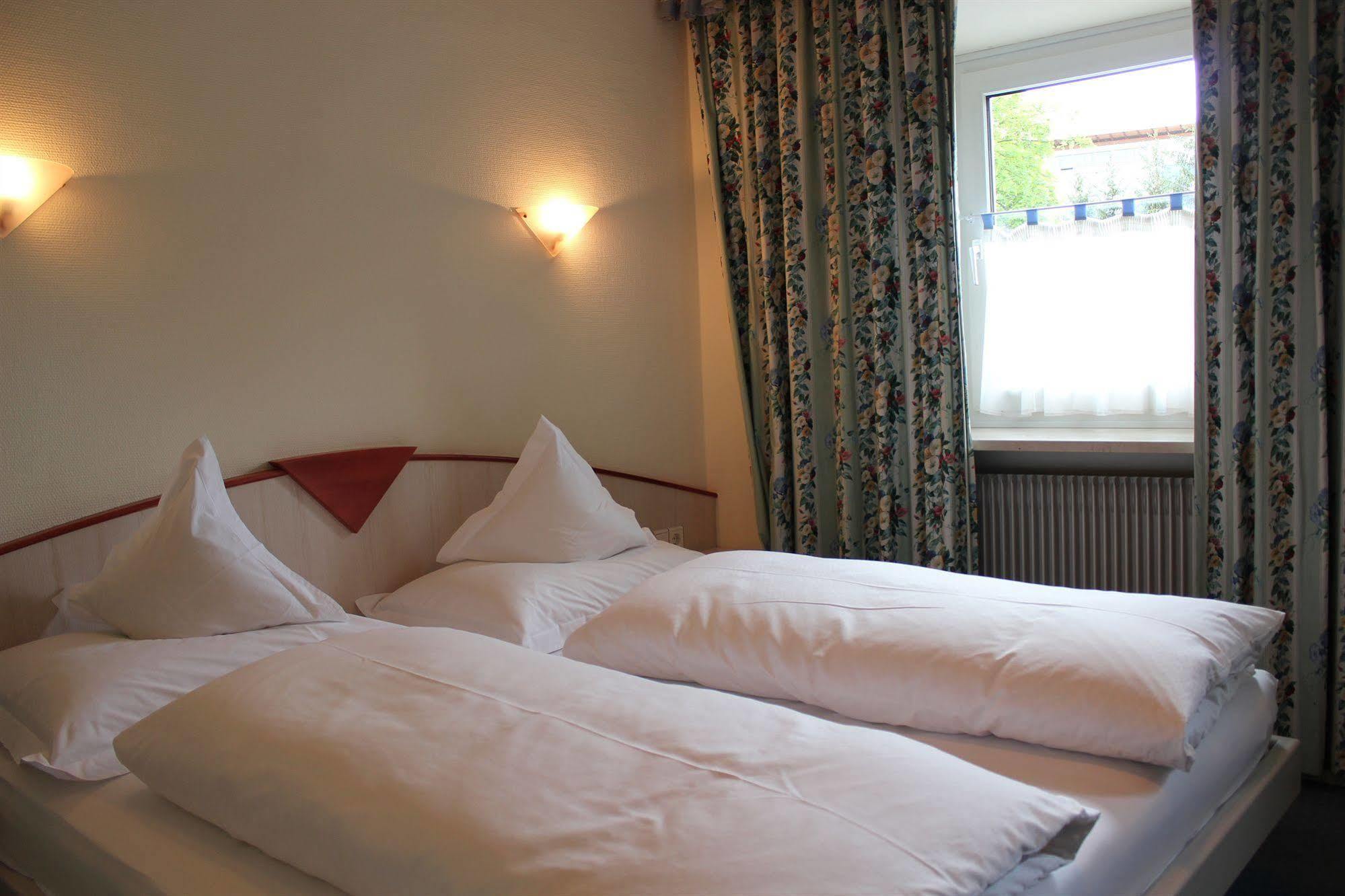 Hotel Loewenhof Μπρεσανόνε Εξωτερικό φωτογραφία